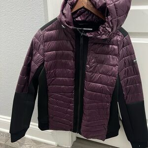 DKNY Women Puffer Jacket in Plum and Black